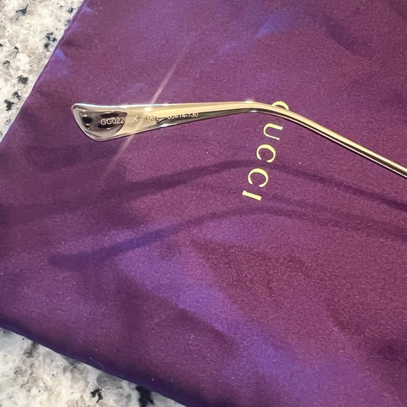 Women’s large luxury Gucci glasses! Great price 100% authentic - Picture 5 of 5